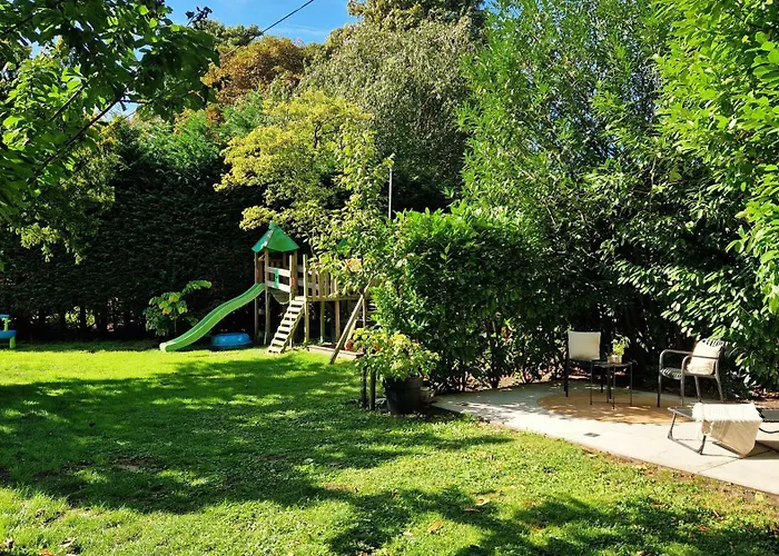 Luxury With Large Garden - Renovated Bedrooms *