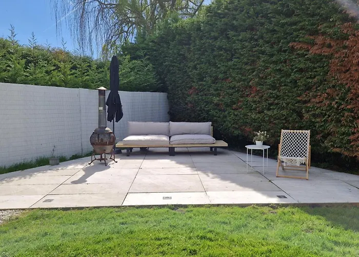 Luxury With Large Garden - Renovated Bedrooms La Haye