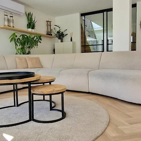 别墅 Luxury With Large Garden - Renovated Bedrooms *