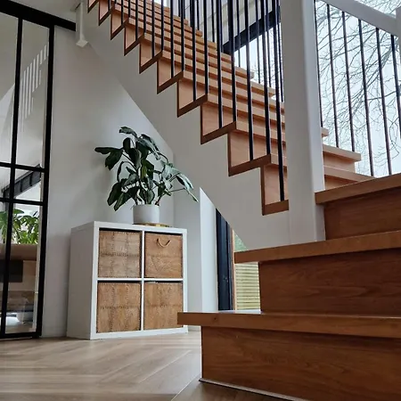 Luxury Family With A Large Private Garden And Swimming Pool The Hague