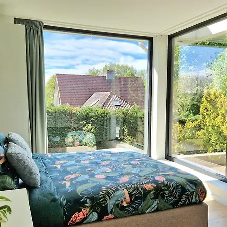 Vila Luxury With Large Garden - Renovated Bedrooms