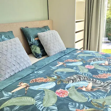 Вилла Luxury With Large Garden - Renovated Bedrooms *