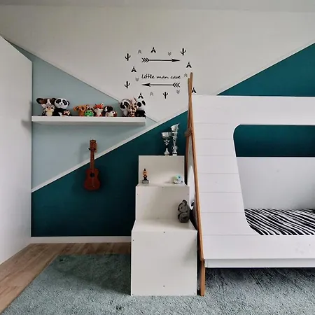 Luxury With Large Garden - Renovated Bedrooms Vila Haag