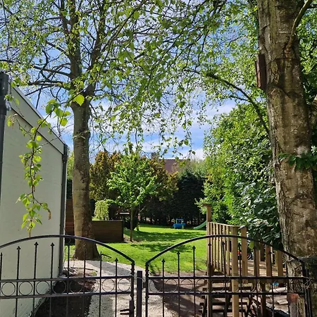 Villa Luxury Family With A Large Private Garden And Swimming Pool The Hague