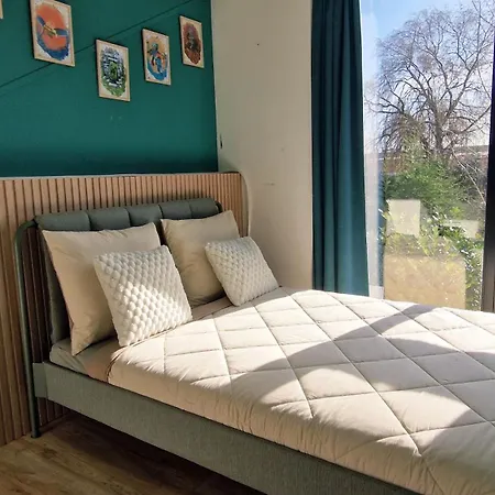 Luxury With Large Garden - Renovated Bedrooms Haag