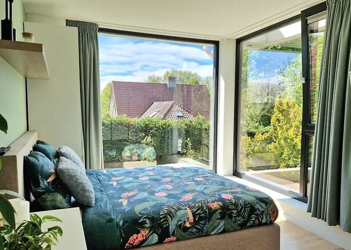 Villa Luxury With Large Garden - Renovated Bedrooms