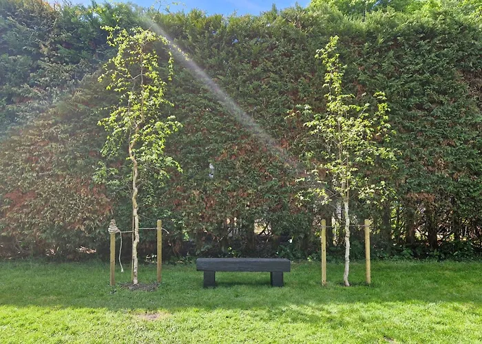 Luxury With Large Garden - Renovated Bedrooms Villa *