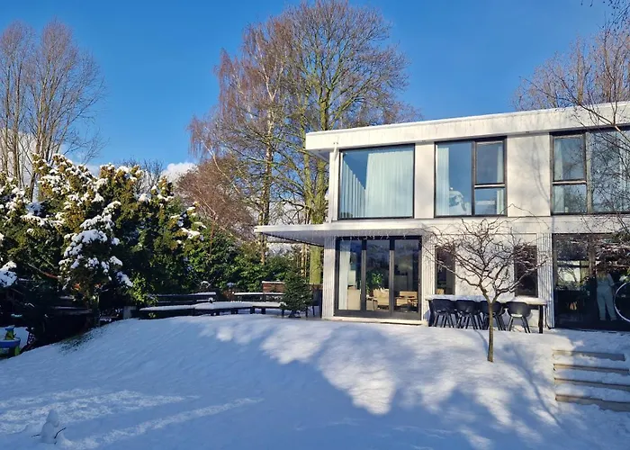 Luxury With Large Garden - Renovated Bedrooms Villa Haia